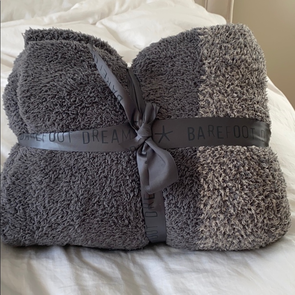 Barefoot Dreams blanket